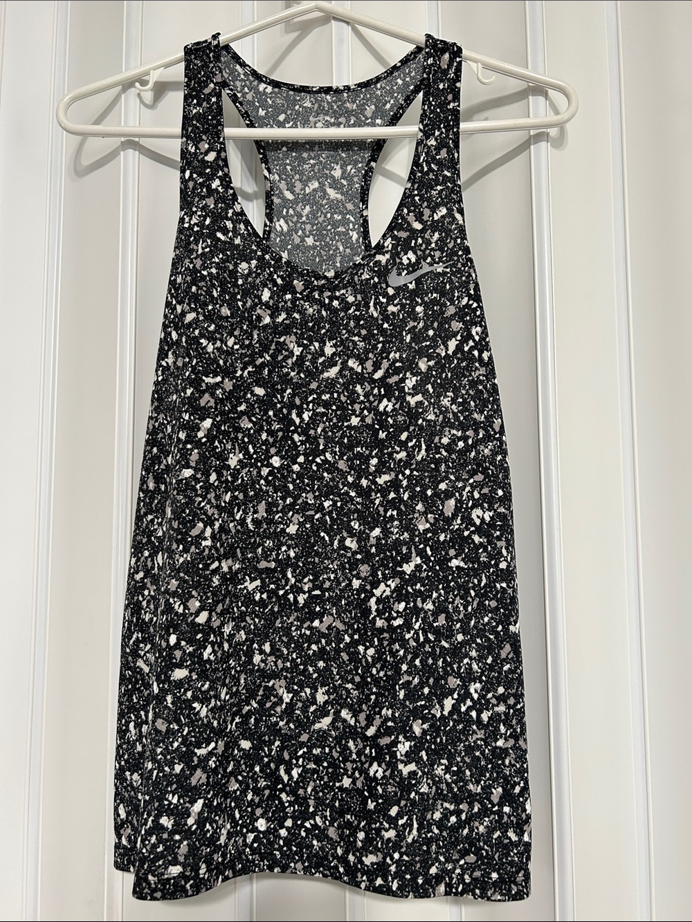 Nike Dri-FIT Black & White Speckled Racerback Workout Tank Top - Size L